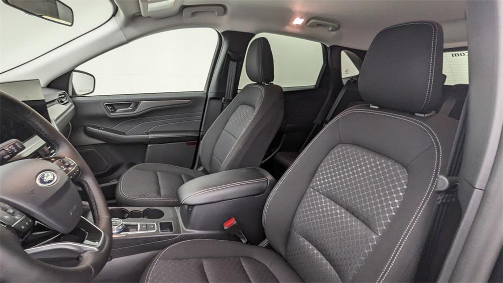 new 2025 Ford Escape car, priced at $35,240