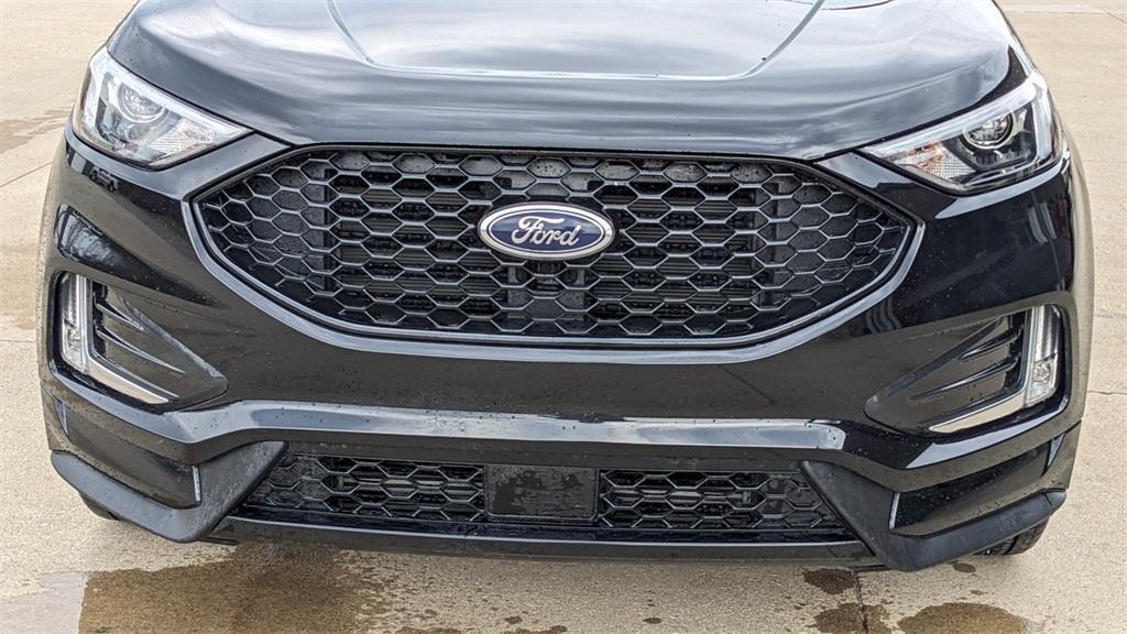 used 2022 Ford Edge car, priced at $28,711
