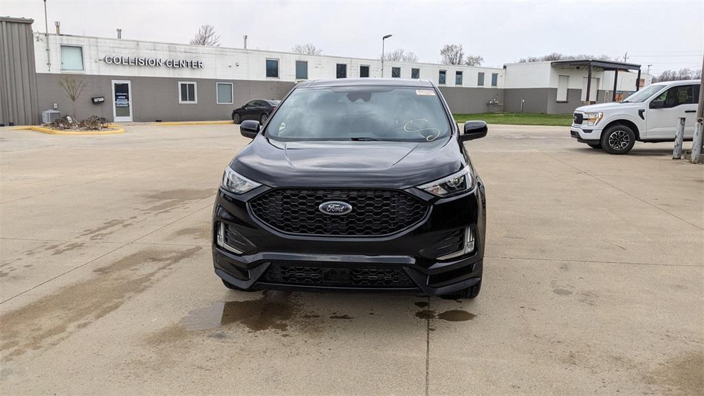 used 2022 Ford Edge car, priced at $28,711