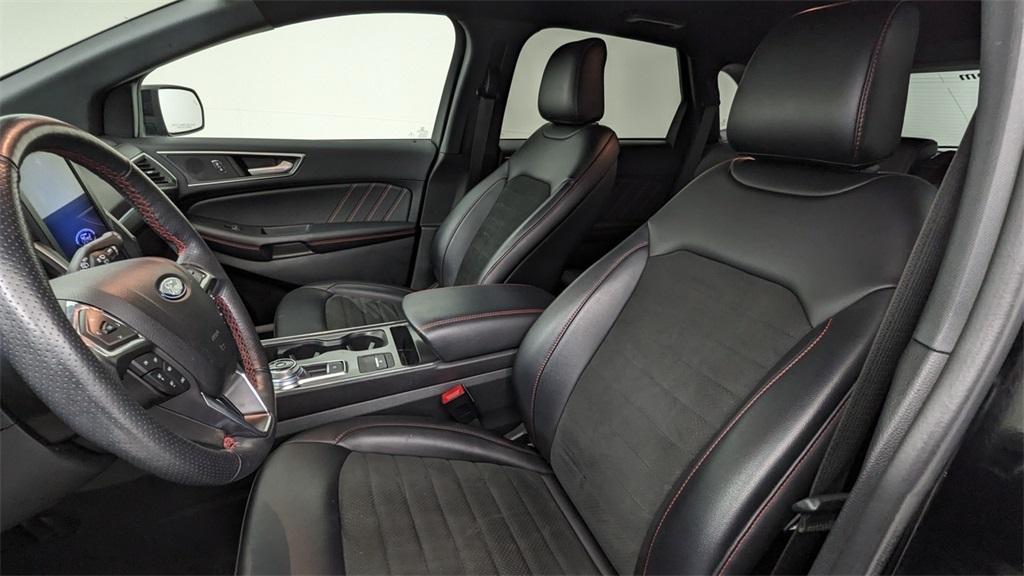 used 2022 Ford Edge car, priced at $28,711