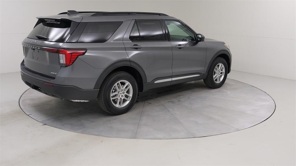 new 2025 Ford Explorer car, priced at $44,145