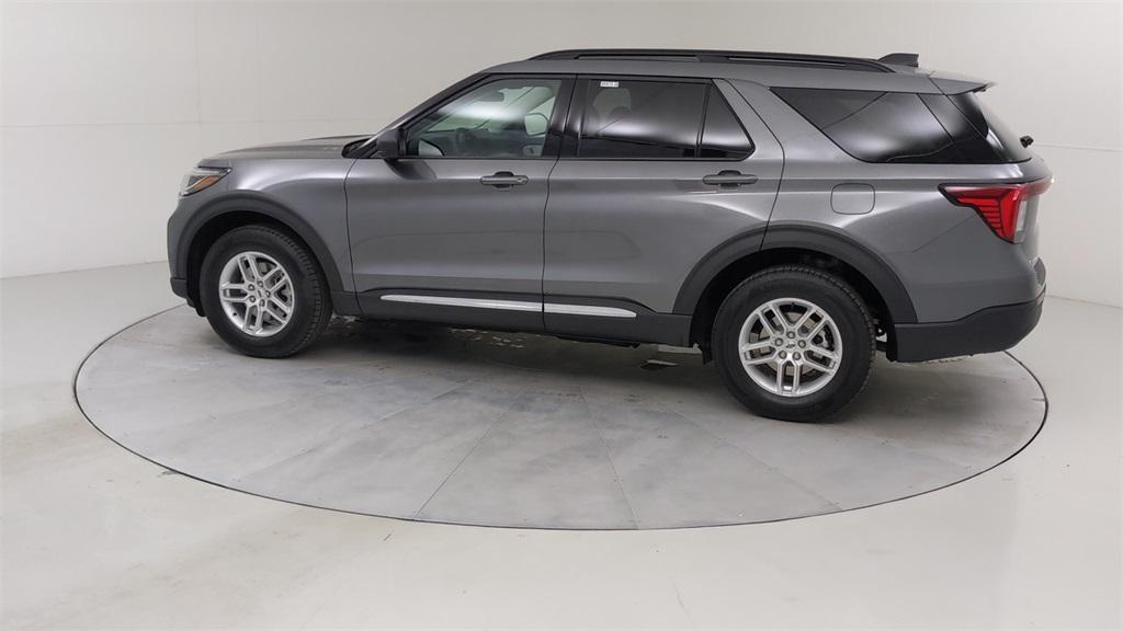 new 2025 Ford Explorer car, priced at $44,145