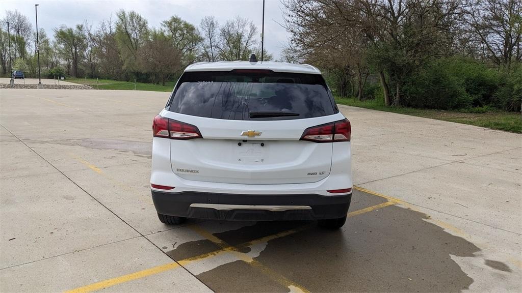 used 2024 Chevrolet Equinox car, priced at $25,189