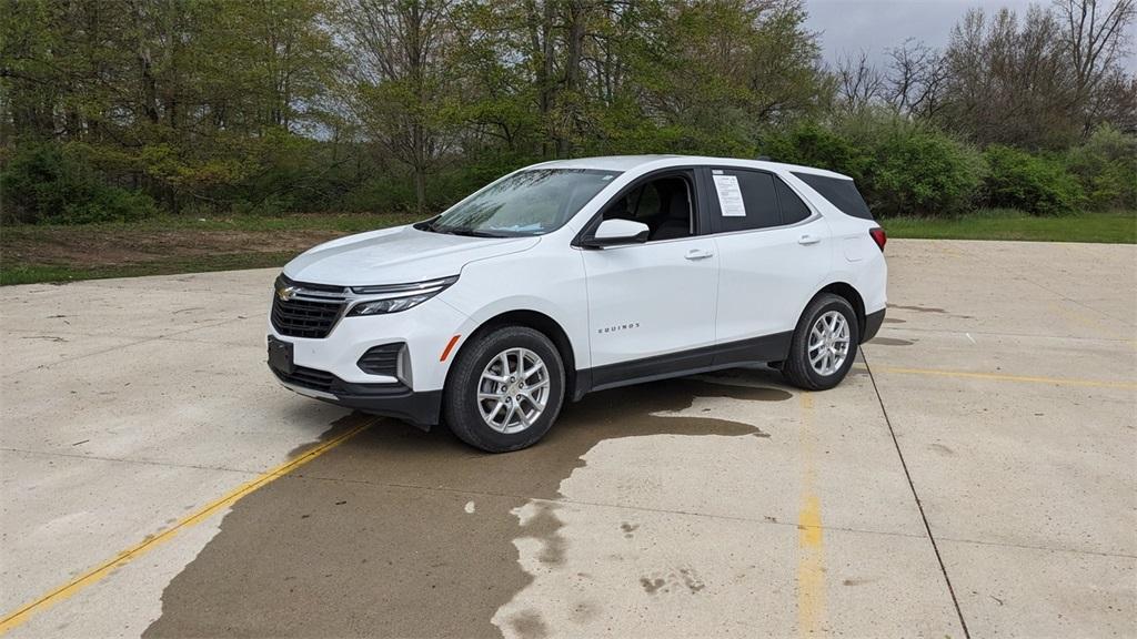 used 2024 Chevrolet Equinox car, priced at $25,189