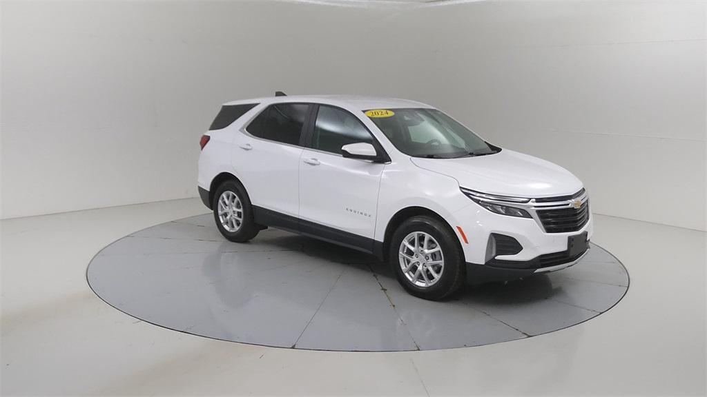 used 2024 Chevrolet Equinox car, priced at $24,800