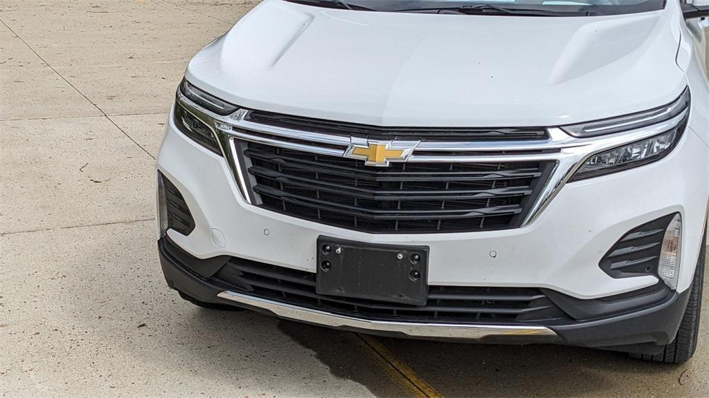 used 2024 Chevrolet Equinox car, priced at $25,189