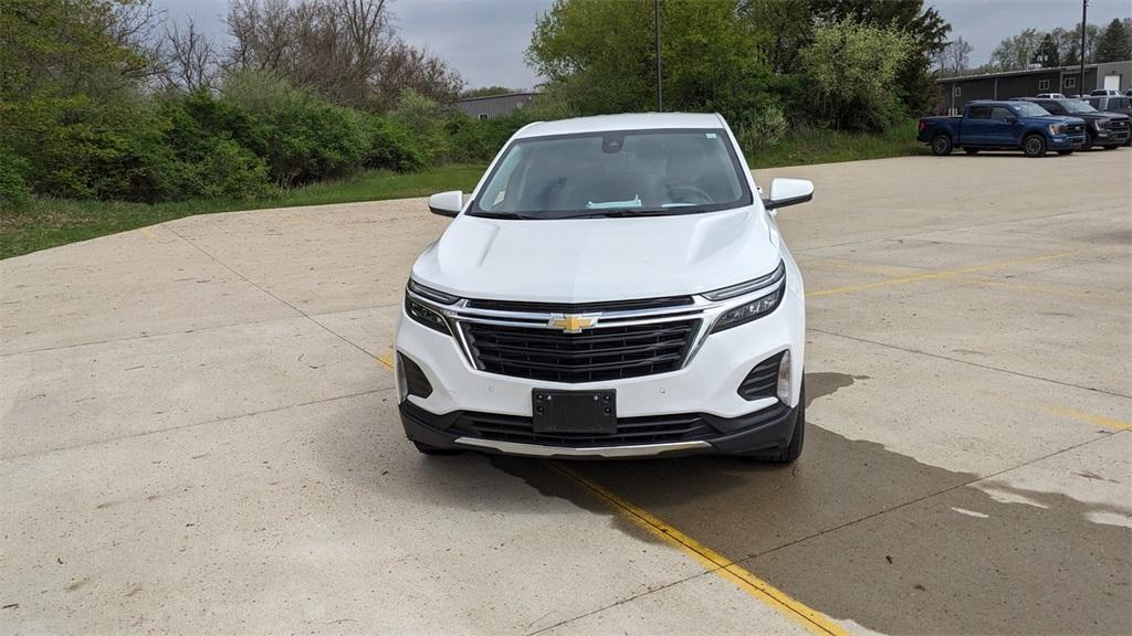 used 2024 Chevrolet Equinox car, priced at $25,189