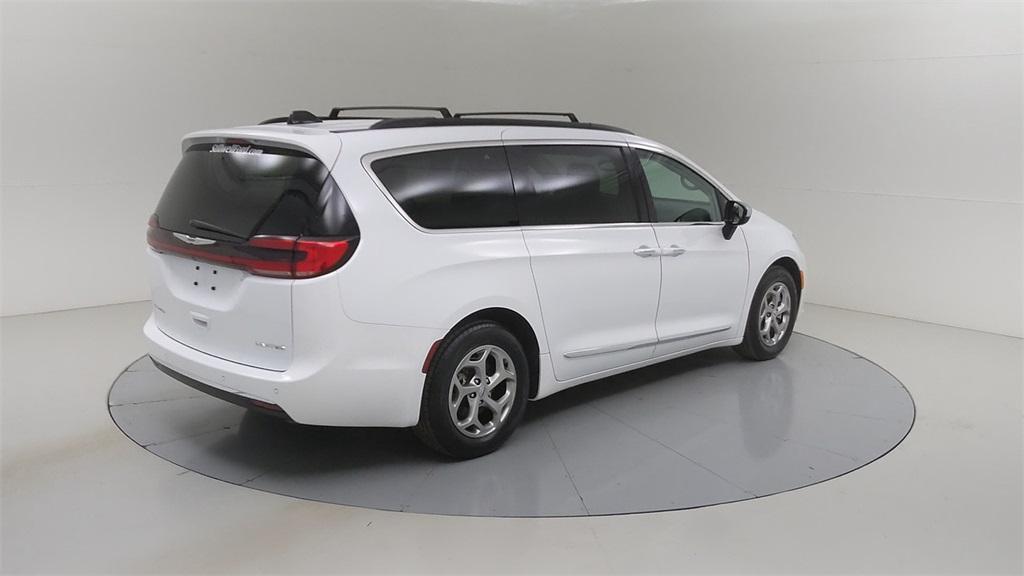 used 2023 Chrysler Pacifica car, priced at $27,979