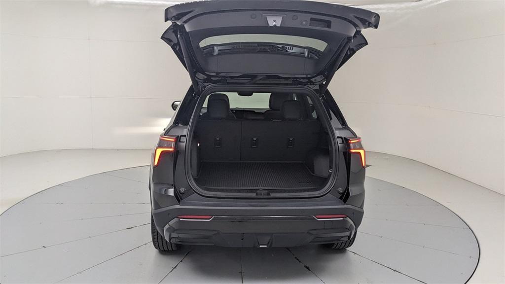 used 2025 Chevrolet Equinox car, priced at $35,315