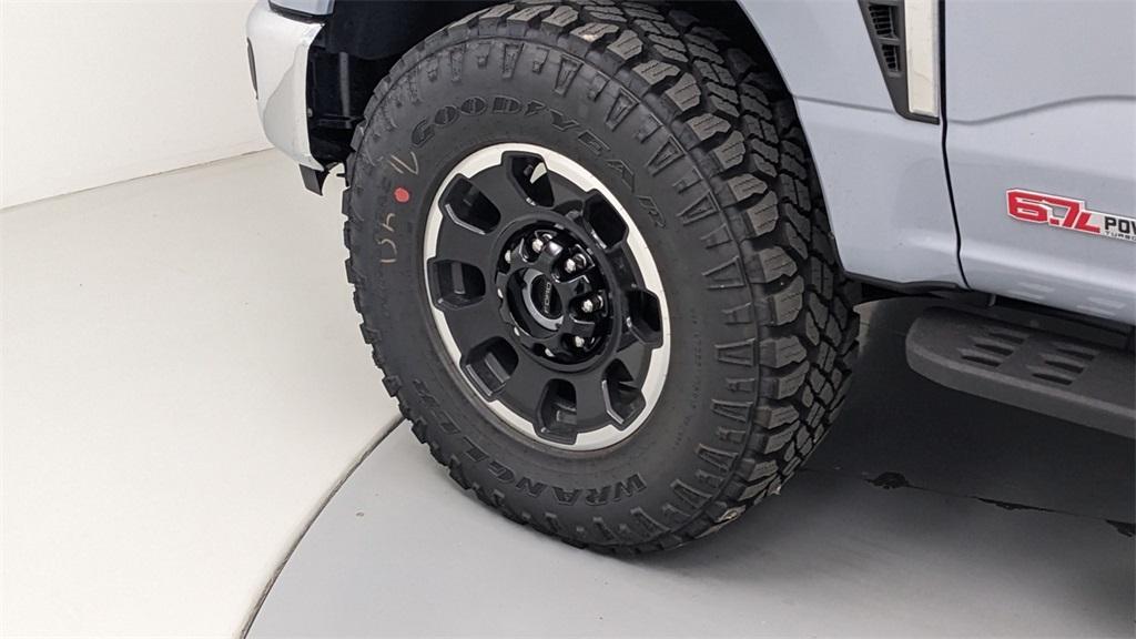 new 2025 Ford F-350 car, priced at $91,640