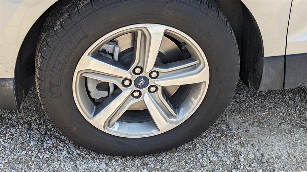 used 2022 Ford Edge car, priced at $26,967