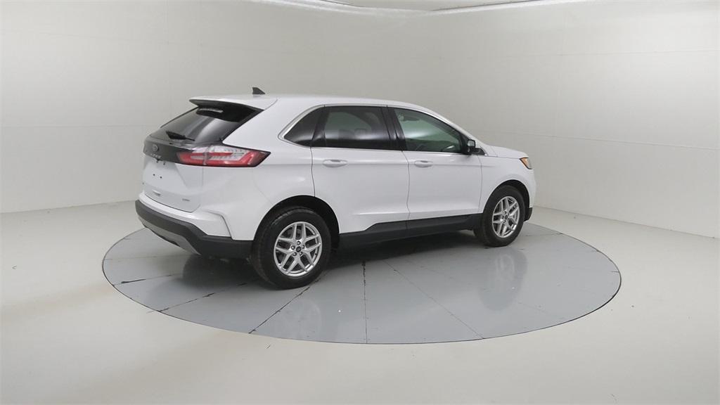 used 2022 Ford Edge car, priced at $28,567