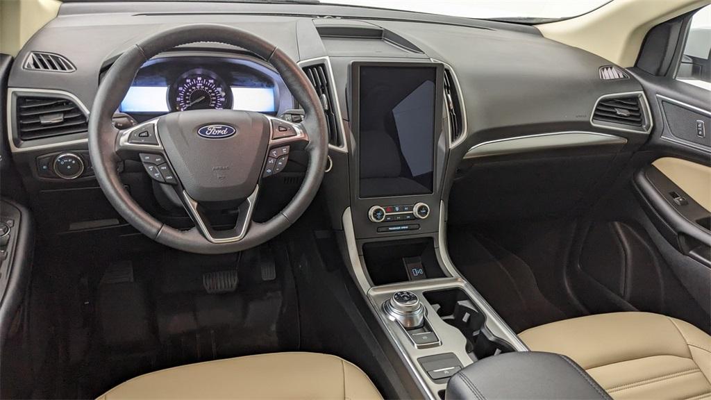 used 2022 Ford Edge car, priced at $28,567