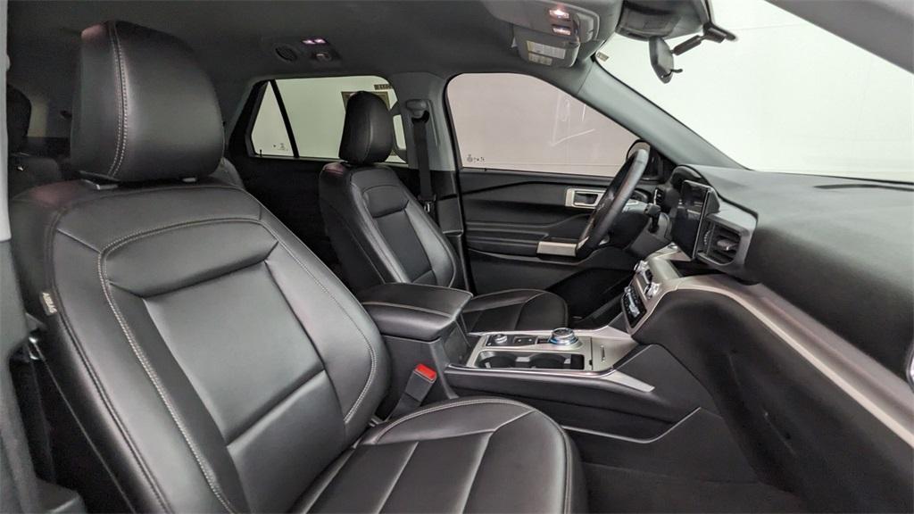 used 2023 Ford Explorer car, priced at $35,007