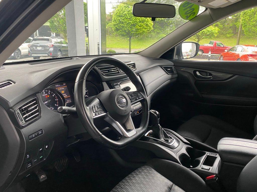 used 2018 Nissan Rogue car, priced at $7,777