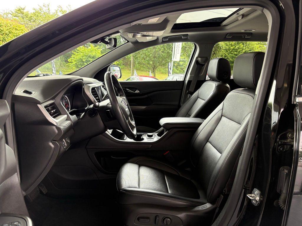 used 2022 GMC Acadia car, priced at $24,669