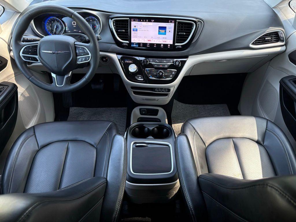 used 2023 Chrysler Pacifica car, priced at $21,458