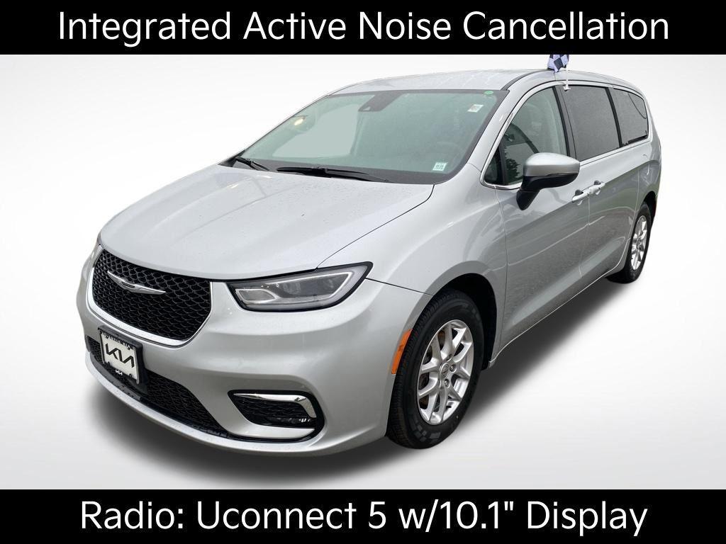 used 2023 Chrysler Pacifica car, priced at $20,615