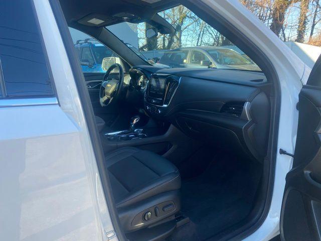used 2022 Chevrolet Traverse car, priced at $22,500