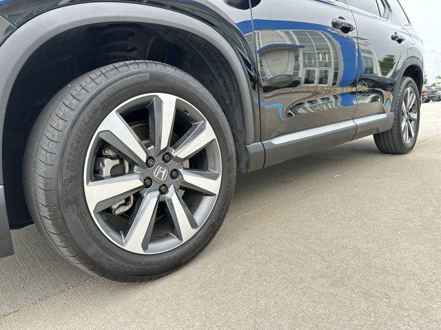 used 2025 Honda Pilot car, priced at $47,000