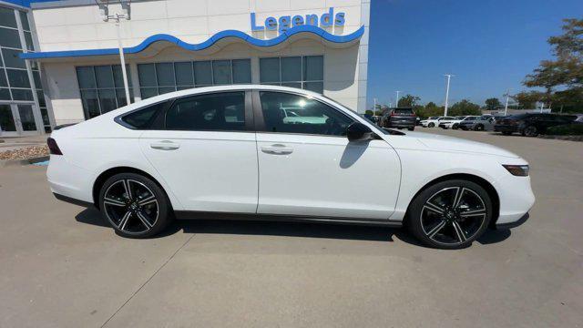 new 2025 Honda Accord Hybrid car, priced at $33,555