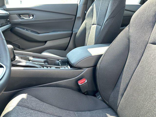 new 2025 Honda Accord Hybrid car, priced at $33,555