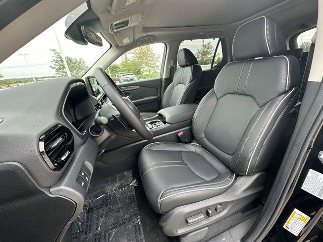 new 2025 Honda Pilot car, priced at $54,530