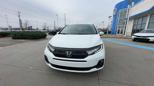 new 2026 Honda Odyssey car, priced at $43,245