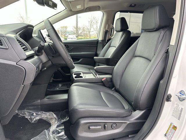 new 2026 Honda Odyssey car, priced at $43,245
