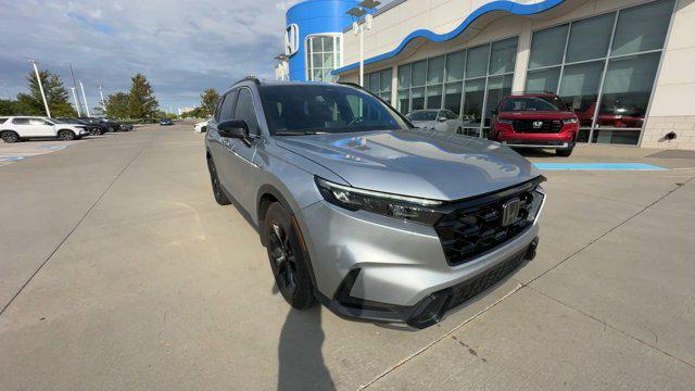 used 2024 Honda CR-V Hybrid car, priced at $34,000