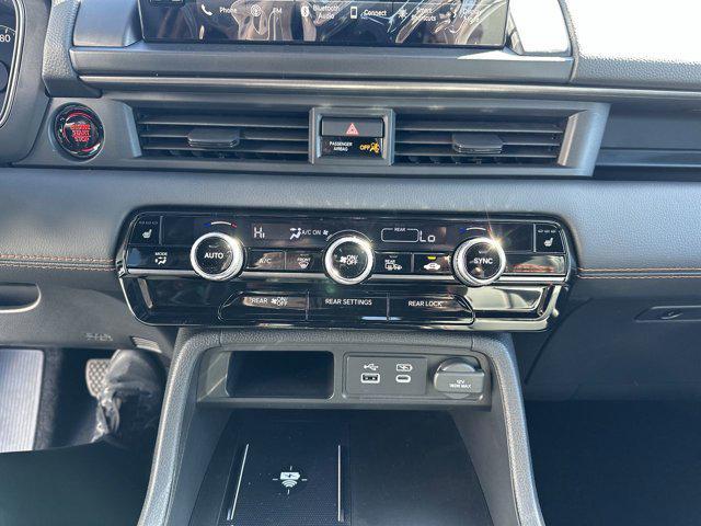 new 2025 Honda Pilot car, priced at $47,895