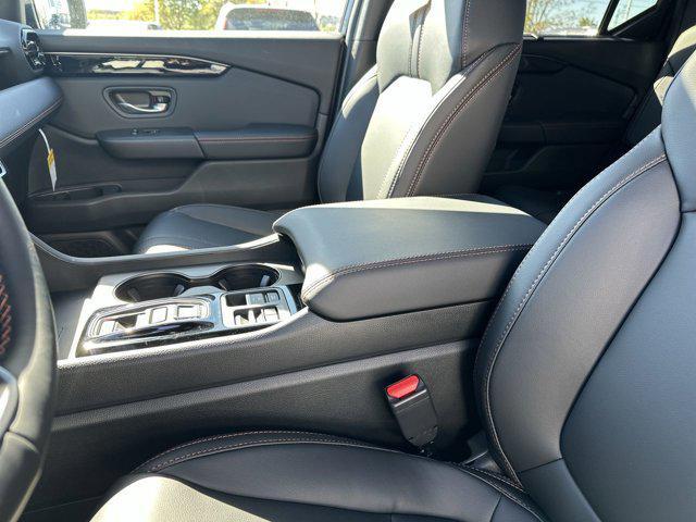 new 2025 Honda Pilot car, priced at $47,895