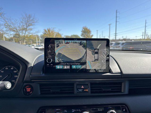 new 2025 Honda Pilot car, priced at $47,895