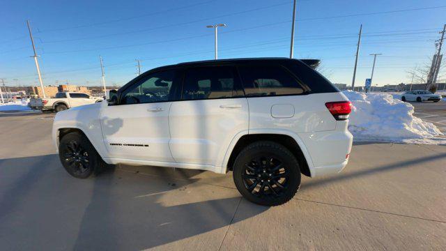 used 2022 Jeep Grand Cherokee car, priced at $30,000