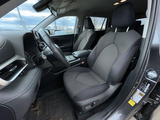 used 2023 Toyota Highlander car, priced at $35,000