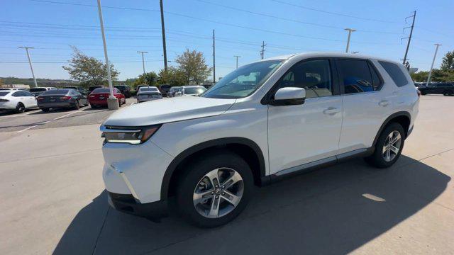 new 2025 Honda Pilot car, priced at $45,023