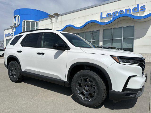 new 2025 Honda Pilot car, priced at $51,305