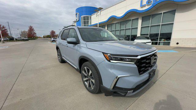 new 2025 Honda Pilot car, priced at $49,780