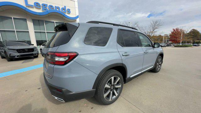new 2025 Honda Pilot car, priced at $49,780