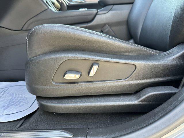 used 2021 Cadillac XT5 car, priced at $21,000