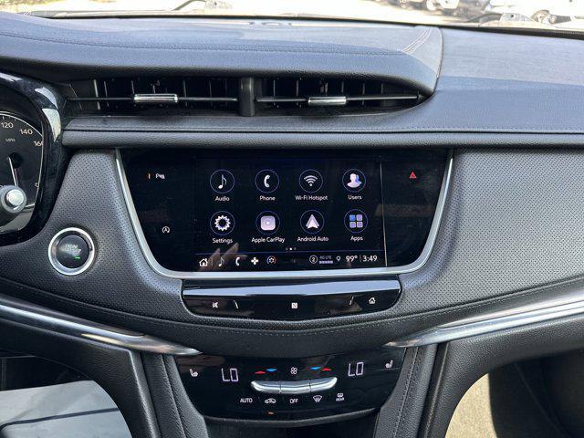 used 2021 Cadillac XT5 car, priced at $21,000