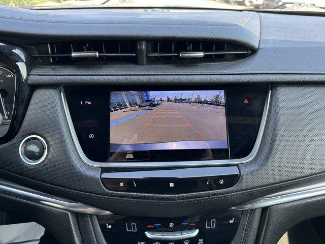 used 2021 Cadillac XT5 car, priced at $21,000