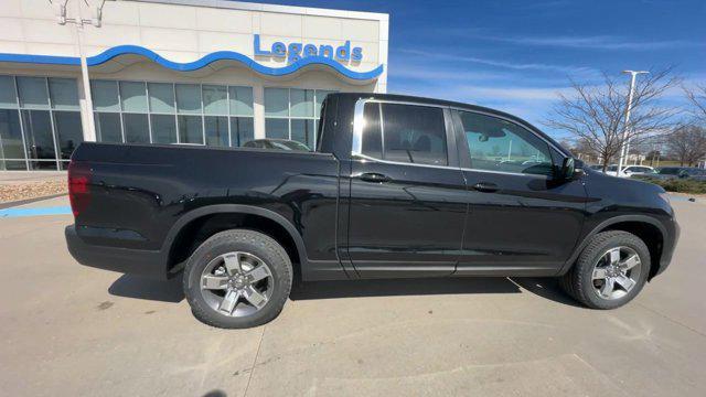 new 2025 Honda Ridgeline car, priced at $44,075