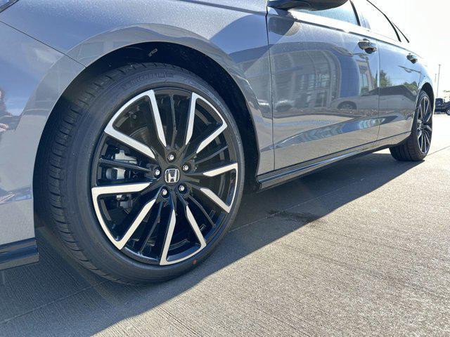new 2025 Honda Accord Hybrid car, priced at $39,405