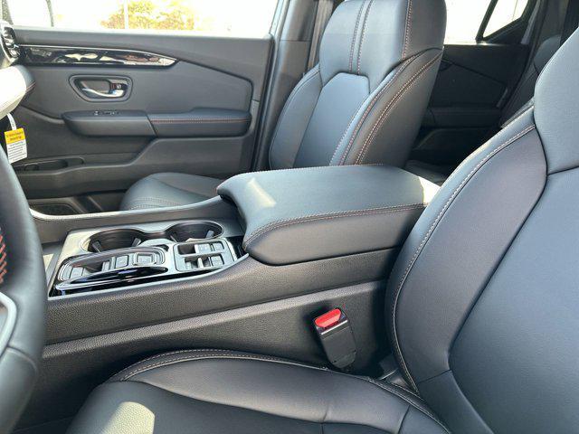 new 2025 Honda Pilot car, priced at $49,330