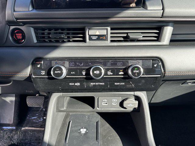 new 2025 Honda Pilot car, priced at $49,330