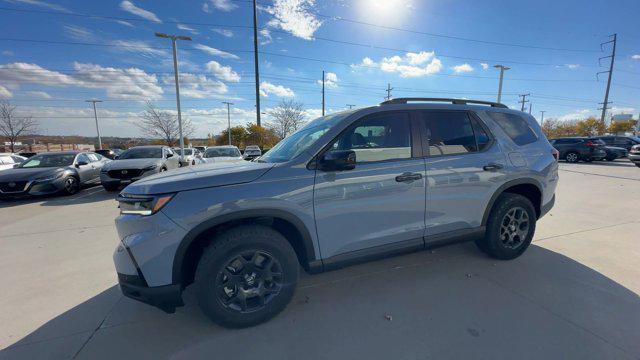 new 2025 Honda Pilot car, priced at $49,330