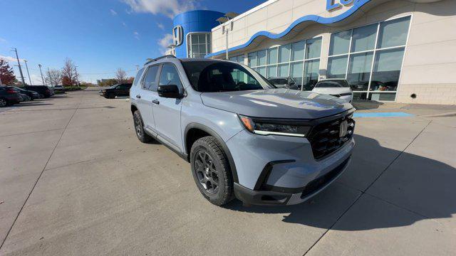 new 2025 Honda Pilot car, priced at $49,330