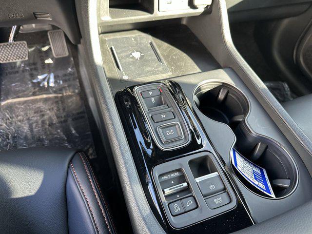 new 2025 Honda Pilot car, priced at $49,330