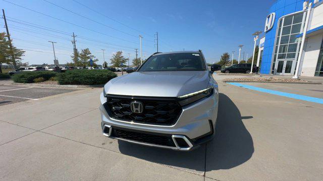 new 2026 Honda CR-V Hybrid car, priced at $43,700